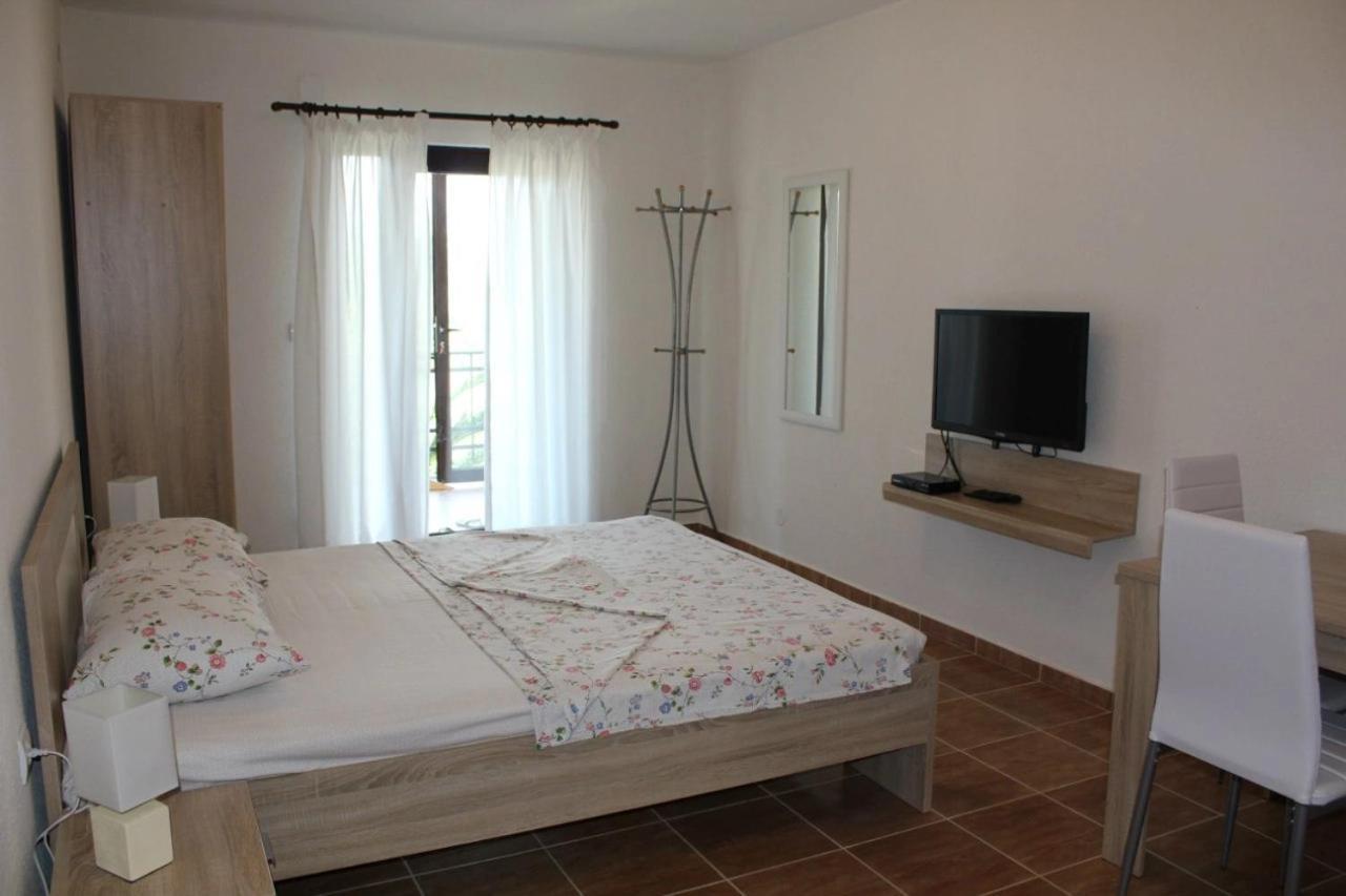 Villa Malina New Tivat Exterior foto